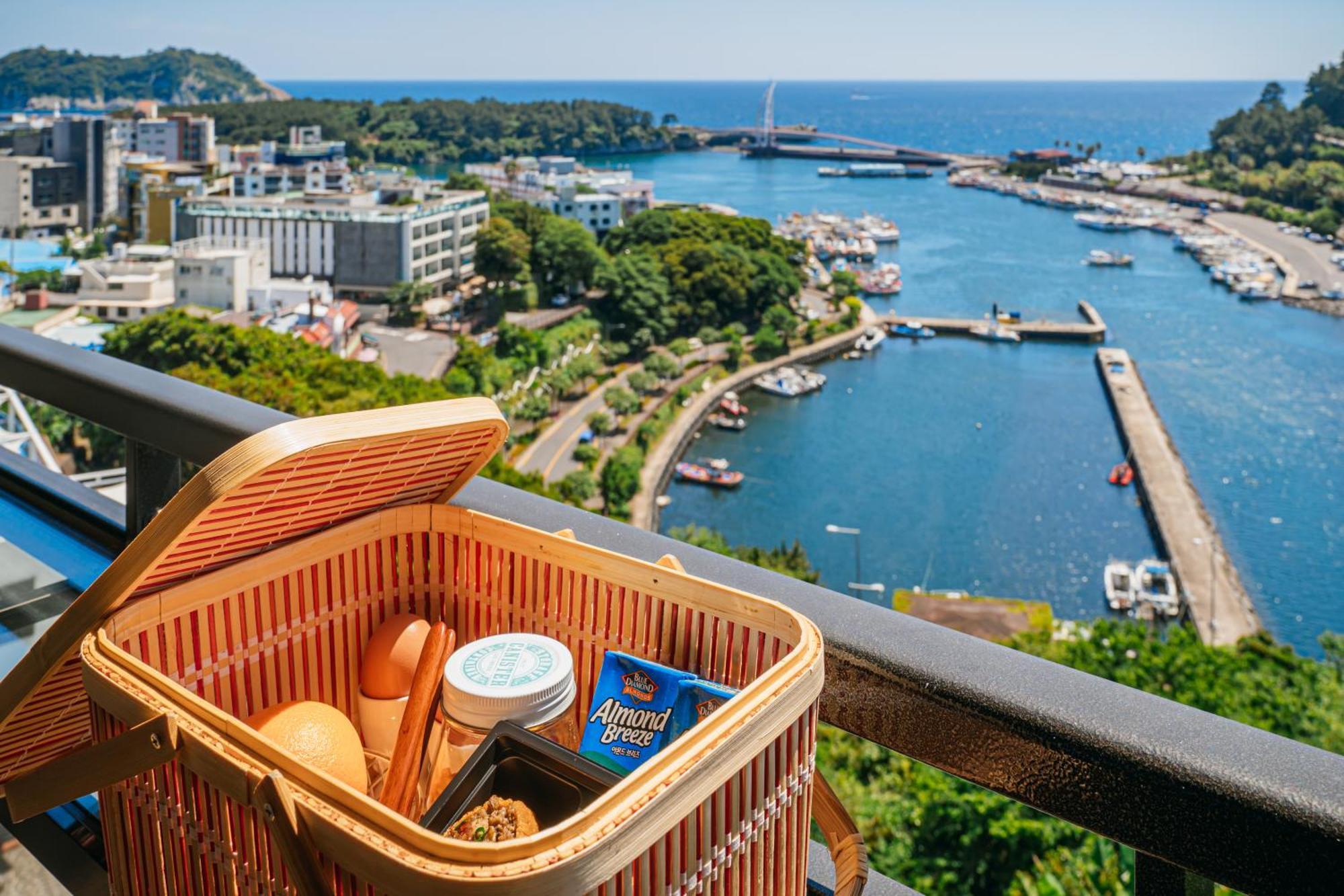 Hotel Yeon Seogwipo Dış mekan fotoğraf
