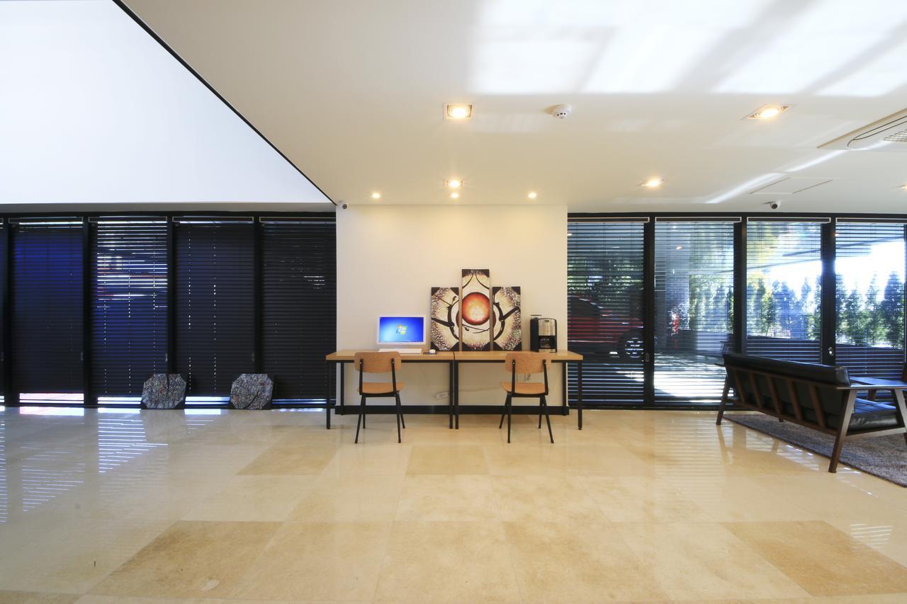 Hotel Yeon Seogwipo Dış mekan fotoğraf
